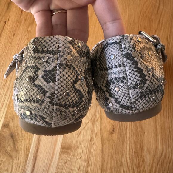 DV Dolce Vita Mellie Mary Jane Flats in "Exotic" Snakeskin Studs Size 7.5 - Picture 9 of 12